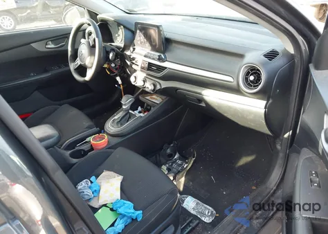 2021 Kia Forte Fe из США, поврежденный, VIN 3KPF24AD5ME343929